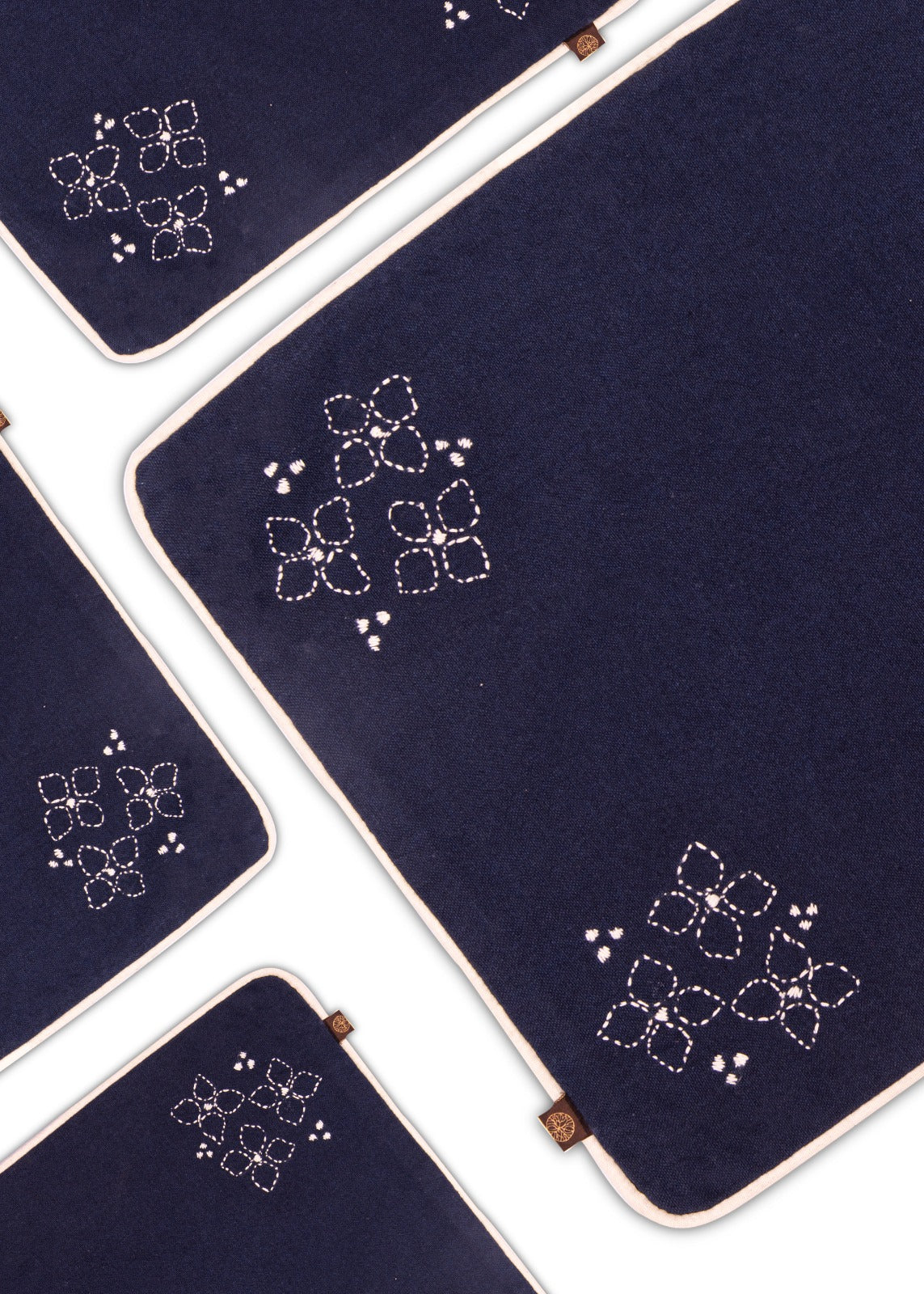 STAR FLOWERS ON NAVY